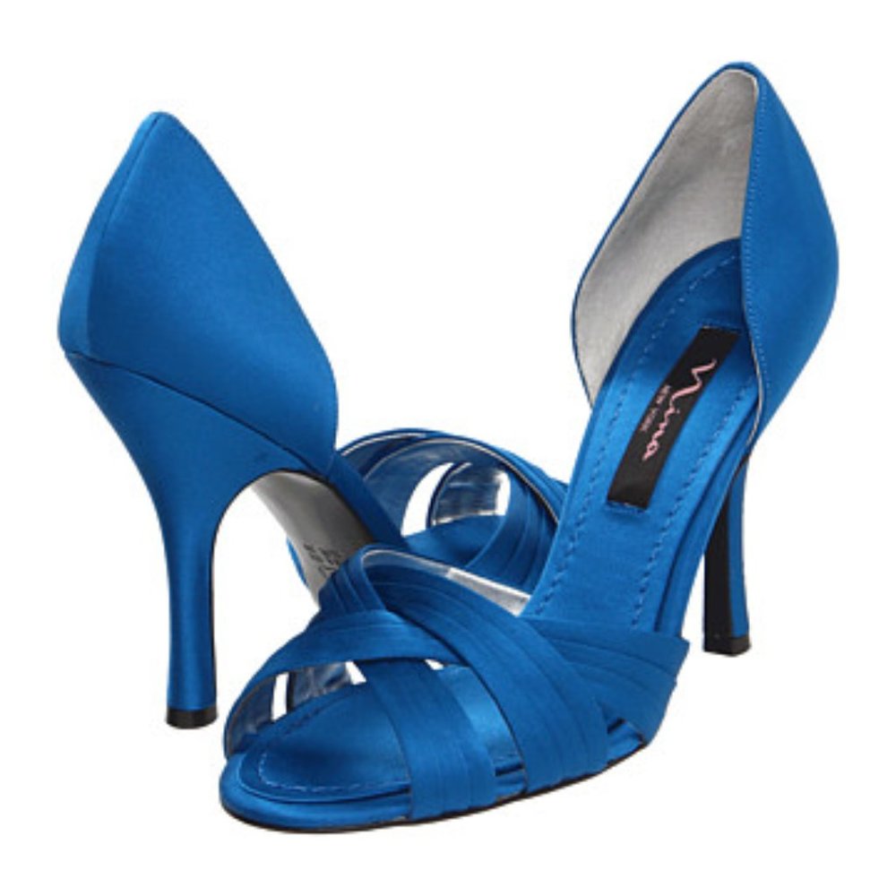 Nina Cadence 3 3⁄4 inch Heel Pump, Azul, Size 7